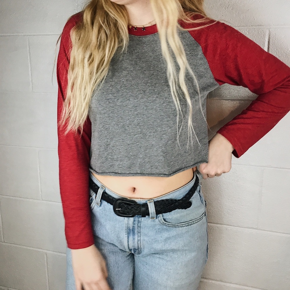 gray and red cropped baseball tee